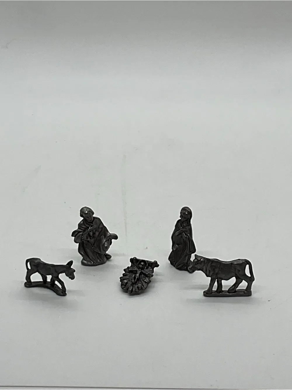 Pewter Nativity Figurine Set - Red